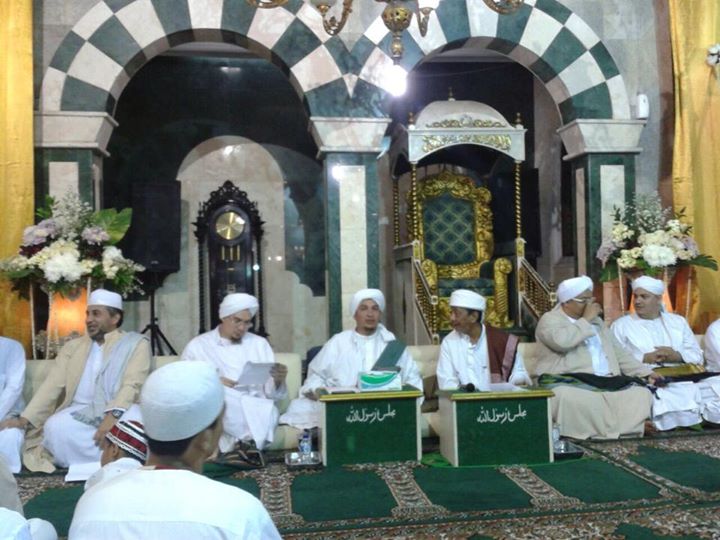 Senin 19 Mei 2014, Penjelasan Kitab Risalatul Jami’ah