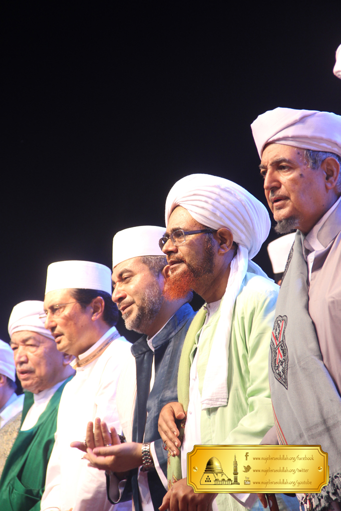 TABLIGH DAN DZIKIR AKBAR BERSAMA GURU MULIA ALHABIB UMAR BIN HAFIDH, MONAS 2014